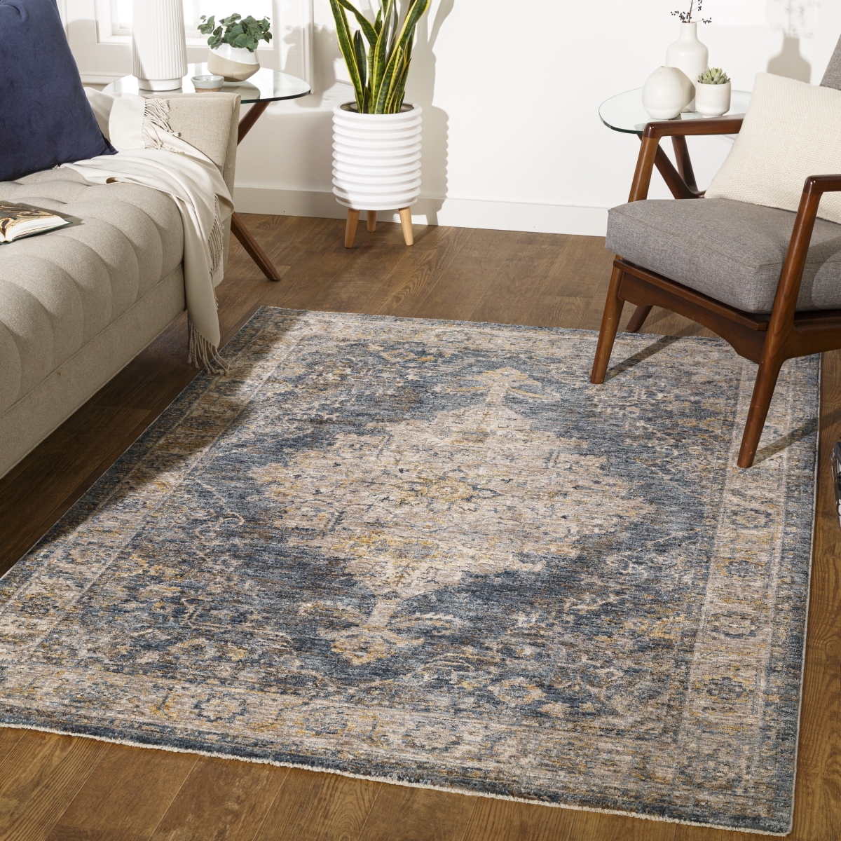 MBE2317-274 2 ft. 7 in. x 4 ft. Mirabel Machine Woven Rectangle Traditional Area Rug, Multi Color
