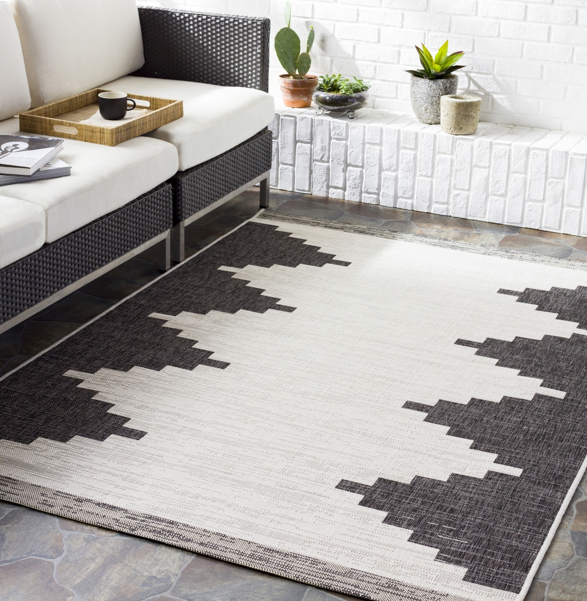 EAG2356-710RD 7 ft. 10 in. Eagean Modern Round Rug, Multi Color