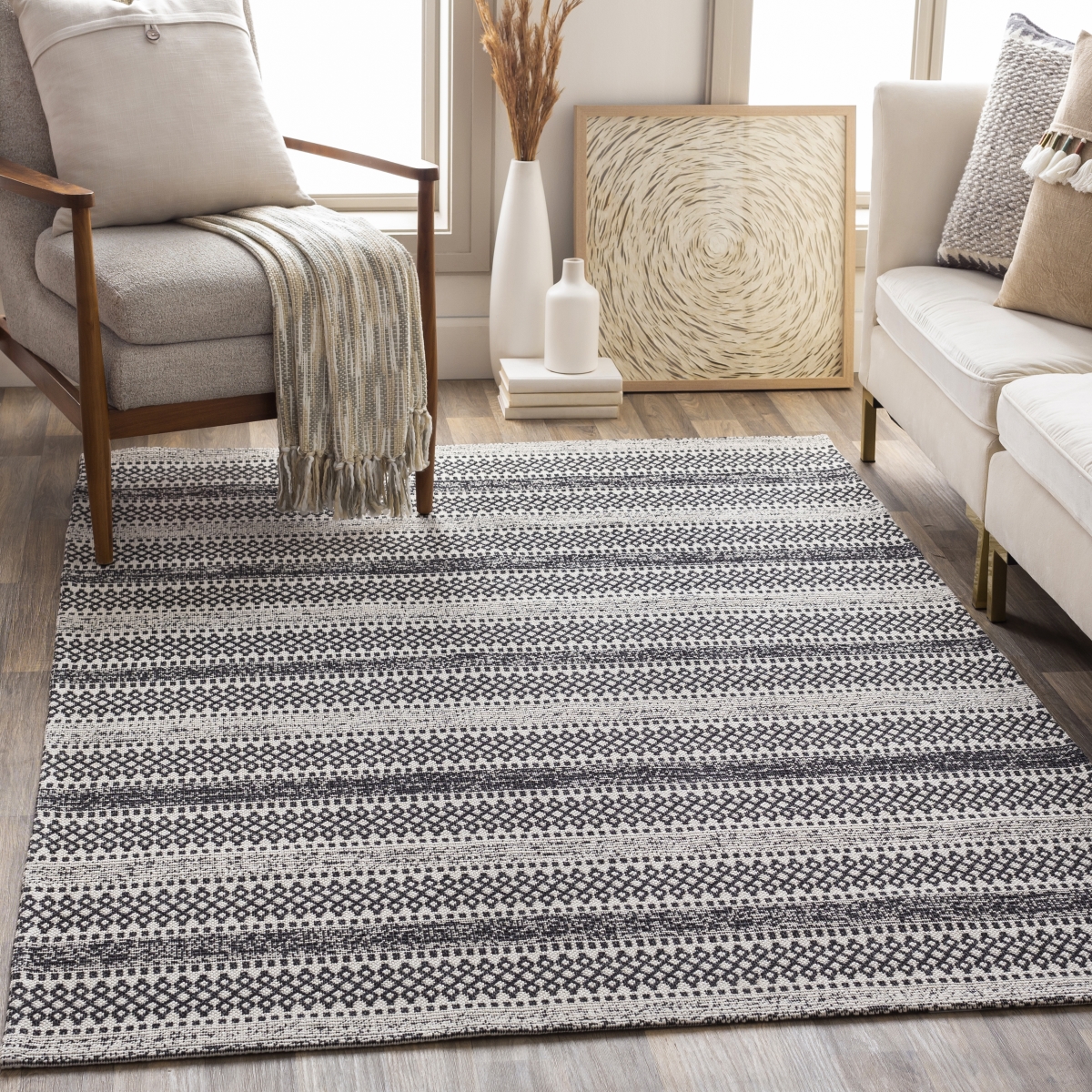 LCS2310-679 6 ft.7 in. x 9 ft. Rectangle La Casa Machine Woven Rug, Black & Cream