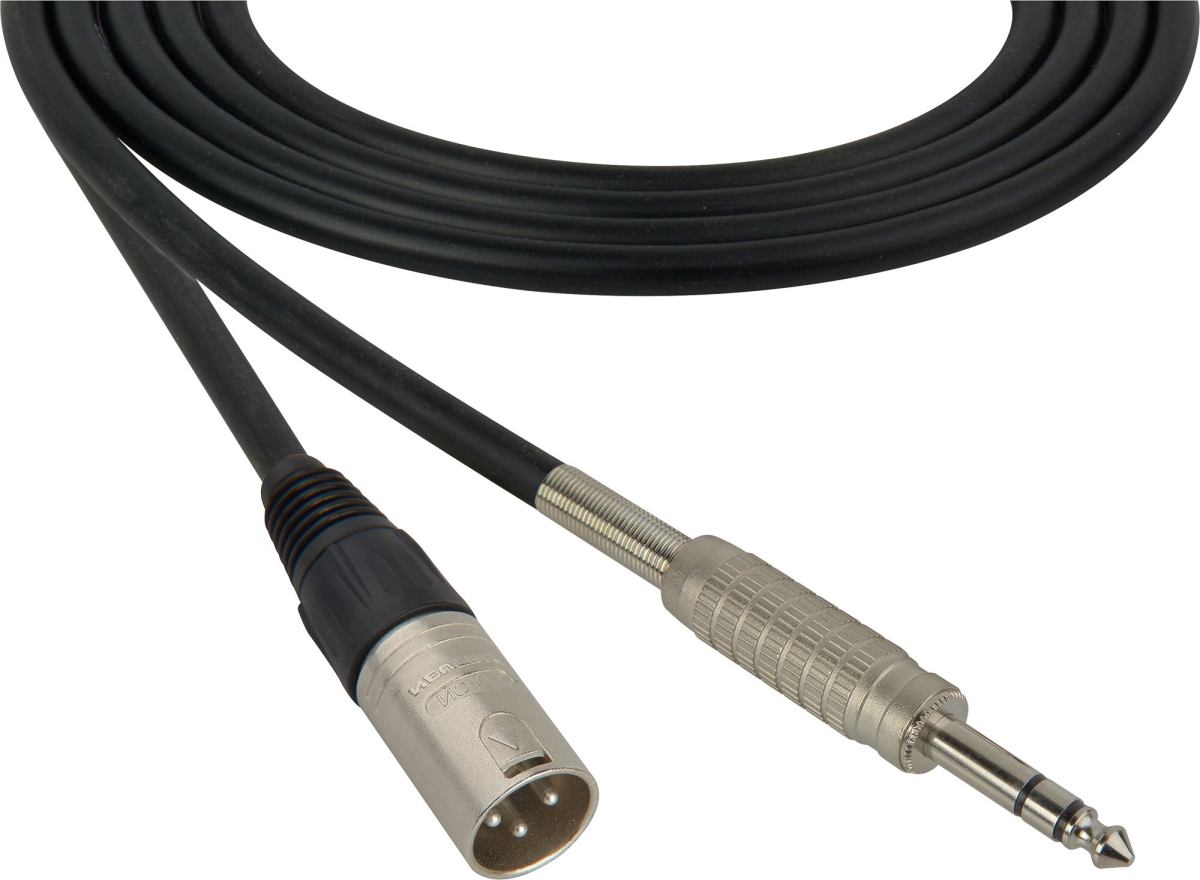 Sescom 25MD-XF-YM05 5 ft. x 18 in. Built Mogami Digital 25 Pin DSub Male to 8 XLR Female Audio Cable with Fanouts -Yamaha