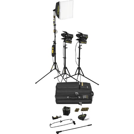 DEDO-SPS3-E 230V AC Portable Studio 3-Light Tungsten Lighting Kit