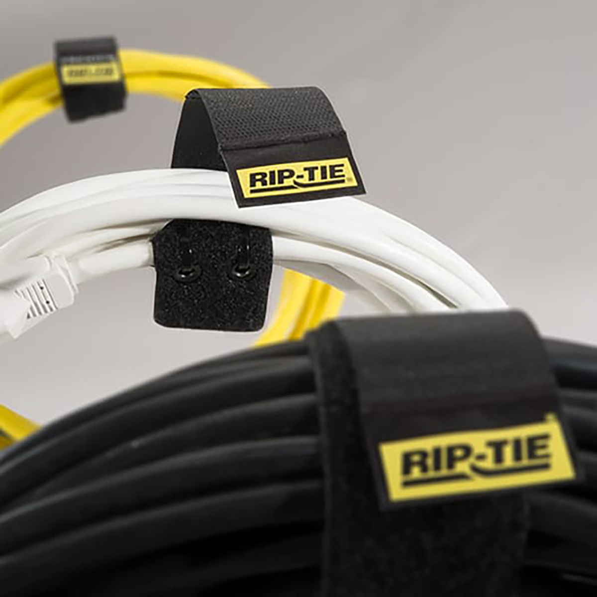 RIP-D-15-050-BK 1.5 x 15 in. Cable Wrap - Black - Pack of 50