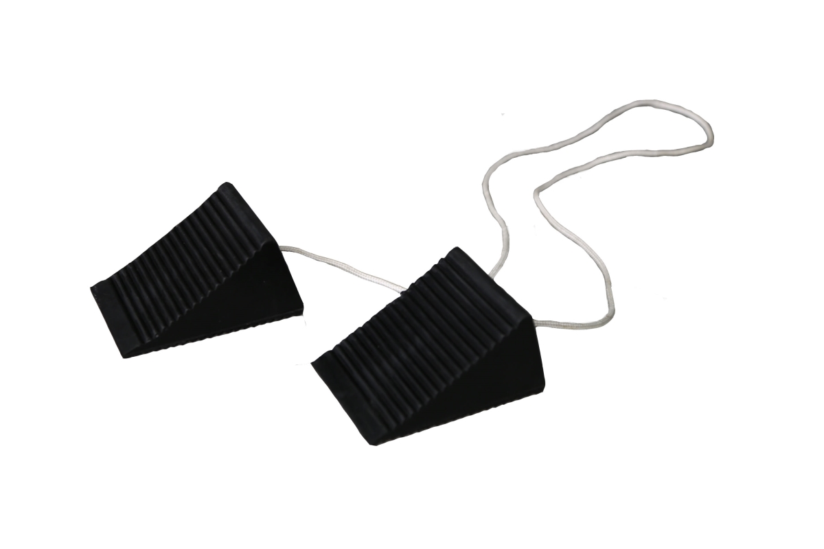 STF-532RCP-20PK 5 x 3 x 2.5 in. Compact Rubber Wheel Chock - Pack of 20