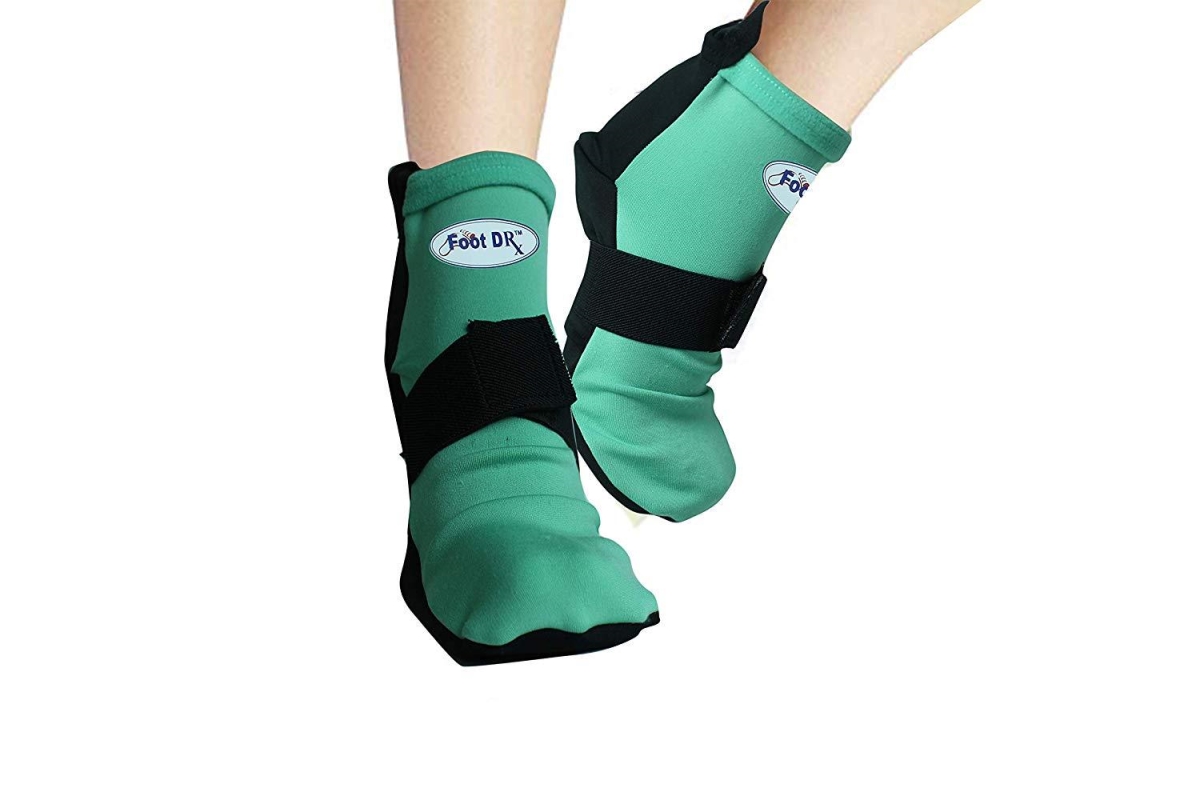 Picture of Igia BK3490 Hot & Cold Pain Relieving Gel Socks
