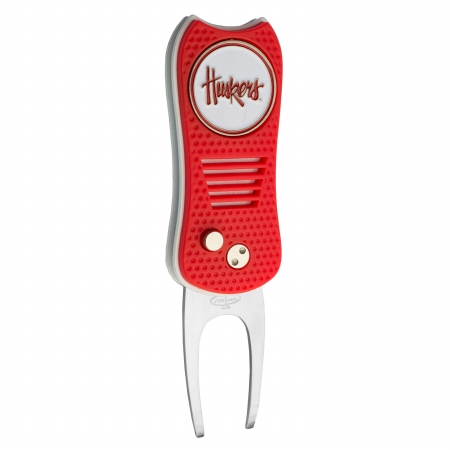 22448 NCAA Nebraska Cornhuskers Switchfix Divot Tool