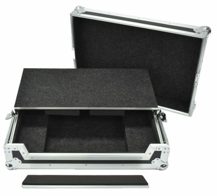 Deejay LED Case for NS6II DJ Controller with Laptop