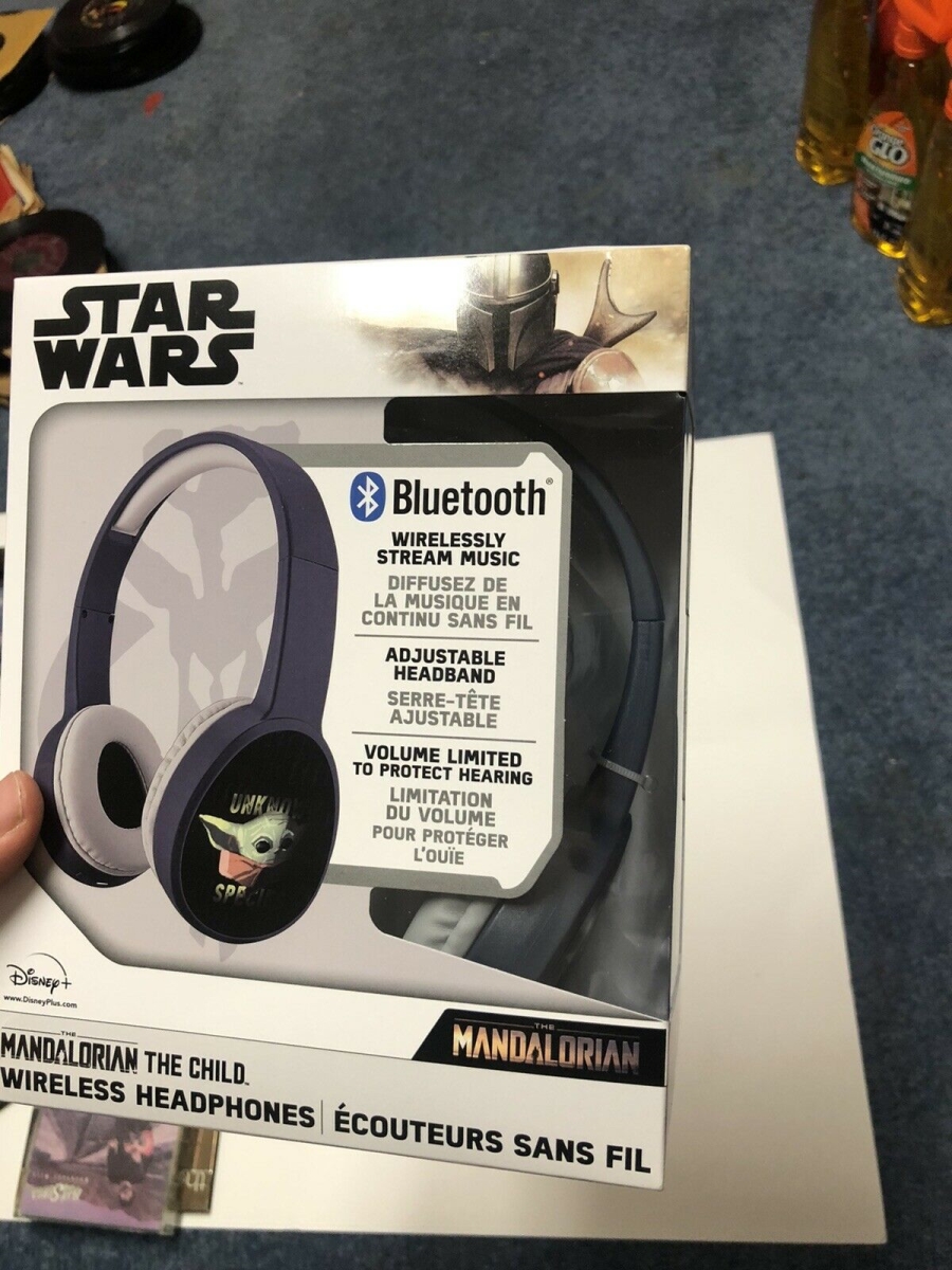 Star Wars Themed Children's Bluetooth Headphones to stream music wirelessly
