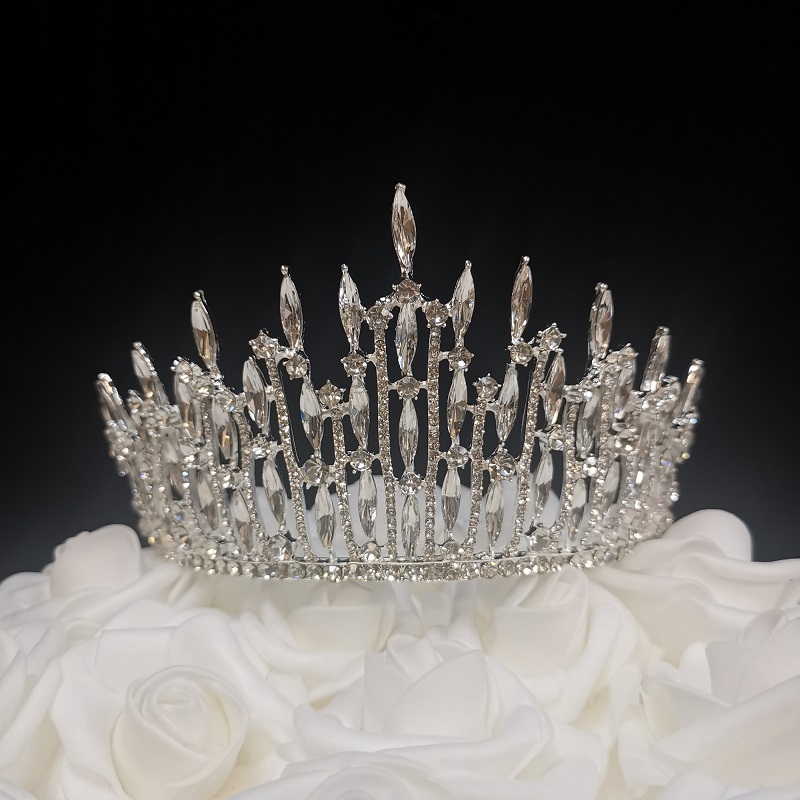 1.1 oz Wedding Tiara Cake Topper - Silver