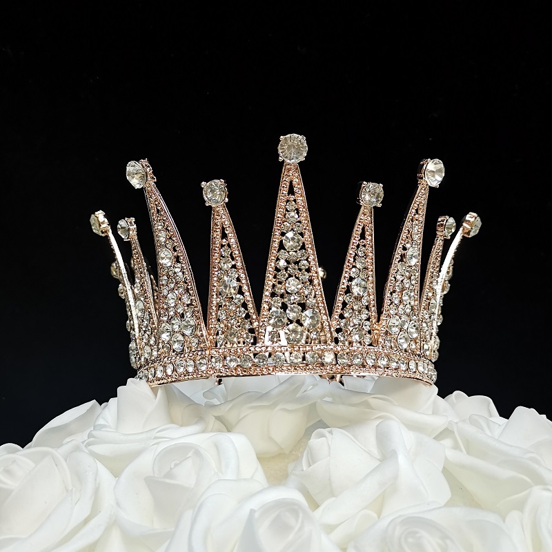 9.7 oz Rose Gold Crown Cake Topper