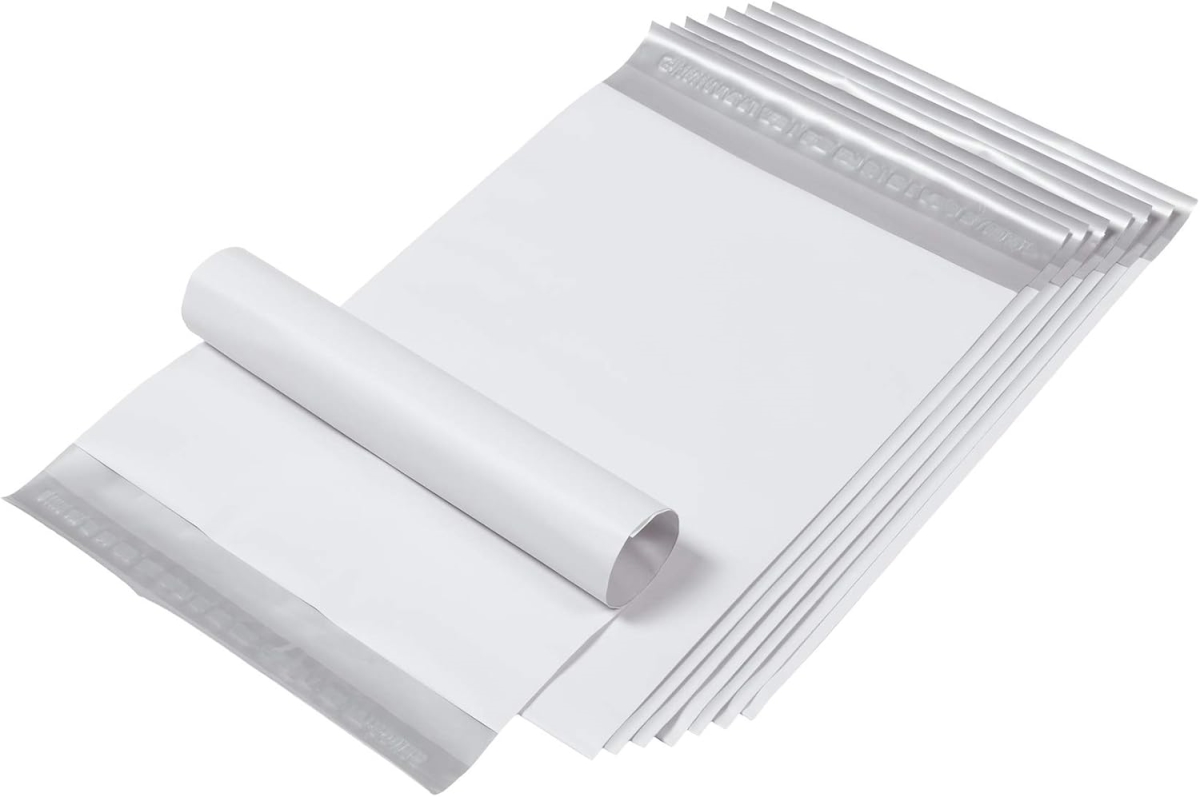 QUA85764 4 Count 10 x 13 in. Quality Park Large Poly Mailer, White - 100 per Box