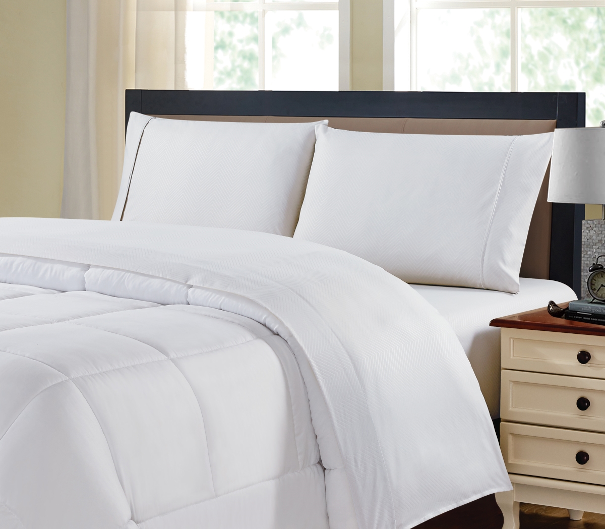 Kathy Ireland 1323QNWH Queen Size Chevron Embossed Microfiber Sheet Set, White - 4 Piece