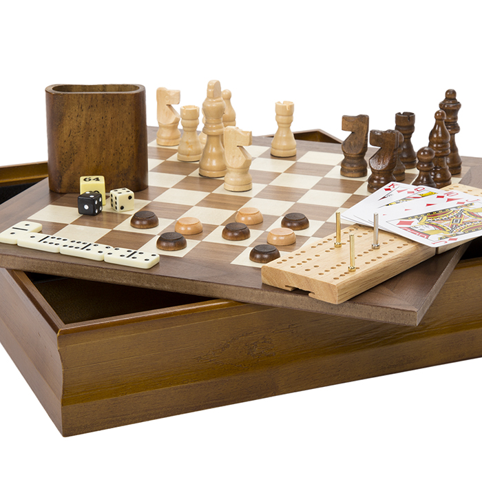 Picture of Hey Play 12-HY2691 7 In 1 Classic Combo Game - Chess&#44; Checkers & Cribbage