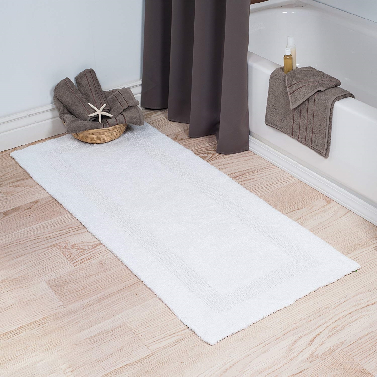 Picture of Bedford Home 67A-01547 100 Percent Cotton Reversible Long Bath Rug - White - 24 x 60 in.