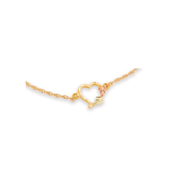 Picture of Mt Rushmore Black Hills Gold G 839 Black Hills Gold Heart Bracelet