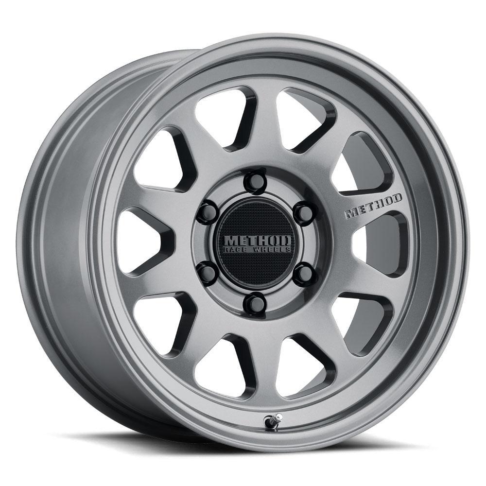 MR316 17x8.5 mm Offset 6x5.5x106.25 mm CB Wheel, Gloss Titanium