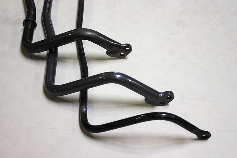 Rear Sway Bar Bushing Brackets - 28.5 mm - Durable Design
