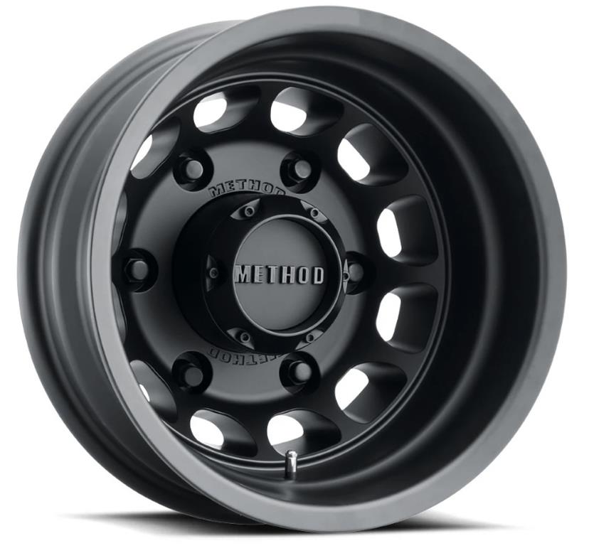 16 x 5.5 in. & 6x205 Bolt Pattern -138 mm Offset 161.04 mm CB MR901 Rear Matte Black Wheel