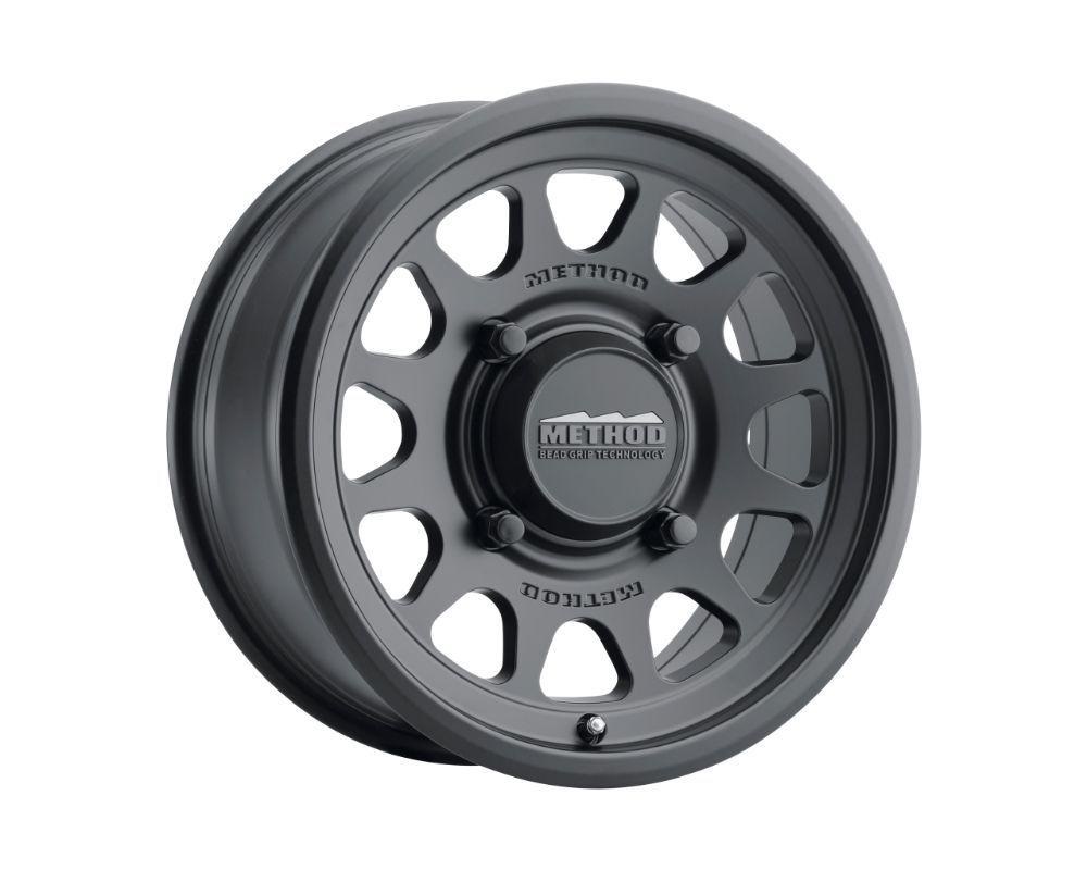 15 x 7 in. 38 mm Offset 5 x 4.5 in. Bolt Pattern 76 mm Center Bore MR414 Bead Grip Wheel, Matte Black