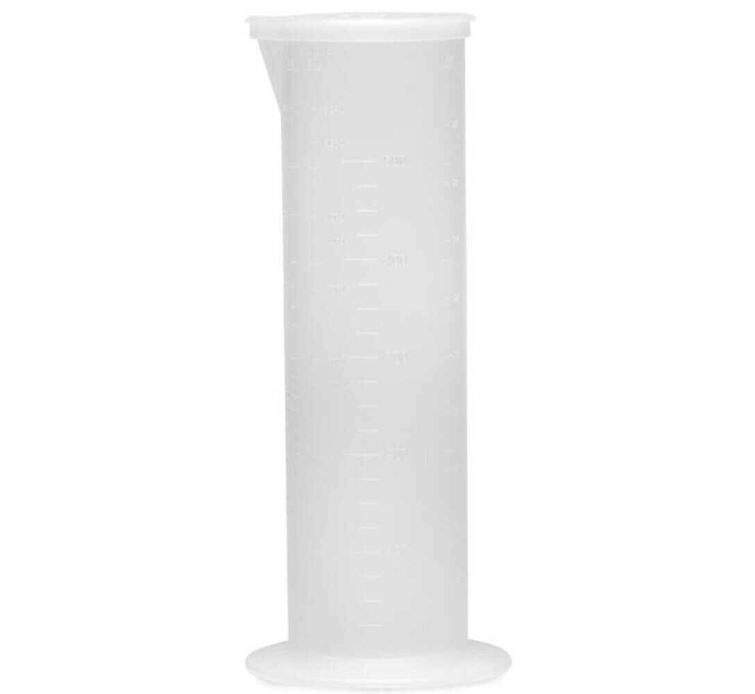 151597 500 ml Measure Cup with Lid, White