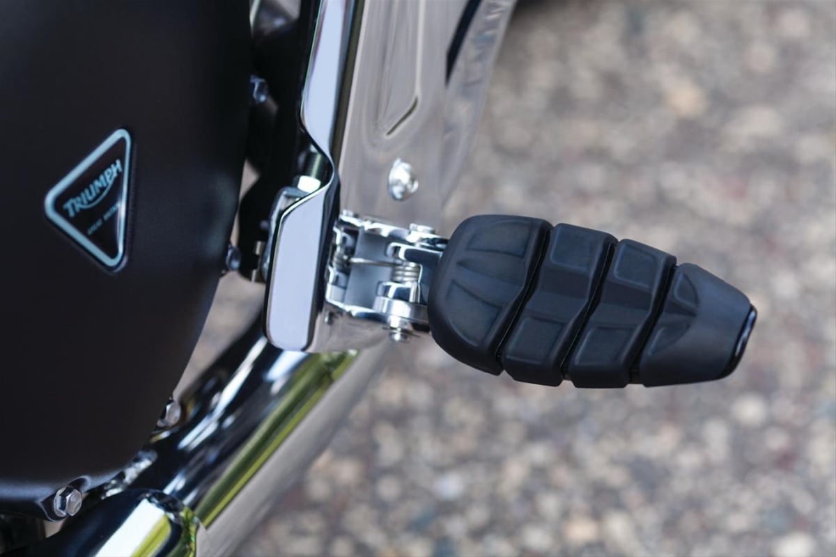 8841 Splined Peg Adaptor for Triumph - Chrome