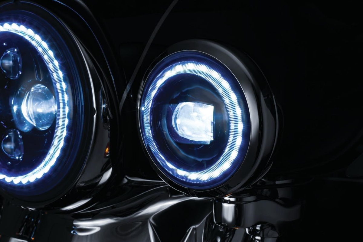 4.5 in. Vision Passing Lamp - Black