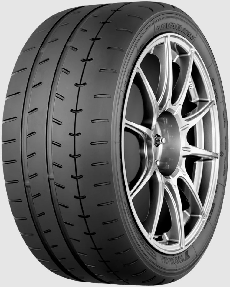 110115225 Advan A052 Tire - 245-35ZR19 93Y