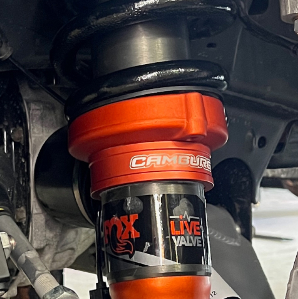 CAM-110227-ORG 1.5 in. Front Spring Preload Spacer Kit for 2021-23 Ford Raptor - Fox Orange