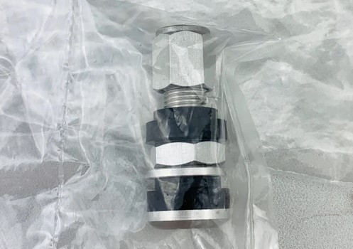 V365-0000CE Racing Series NTO3PlusM Valve Stem