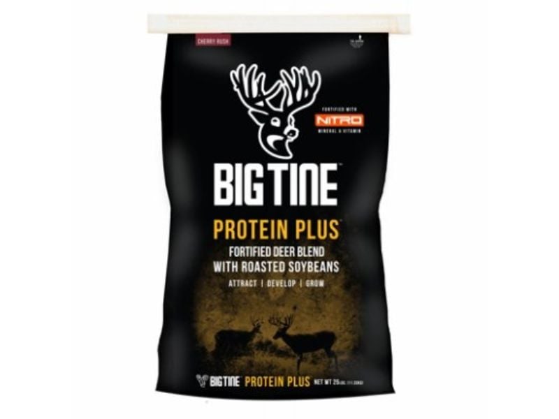 Picture of Scott Pet 248783 25 lbs Protein Plus Deer & Wildlife Food