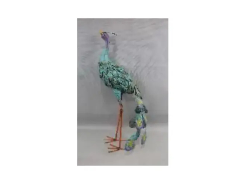 139938 19.69 in. Peacock Statue