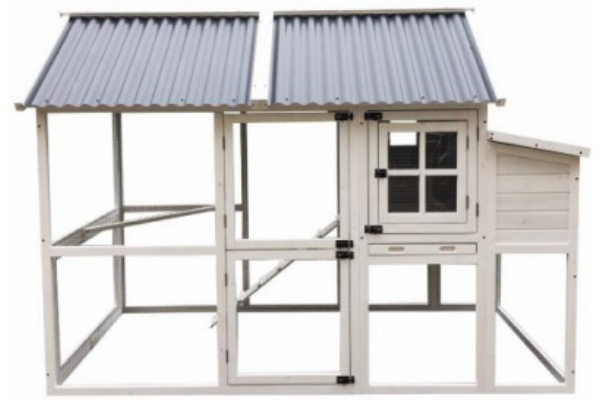 147134 Superior Hen House