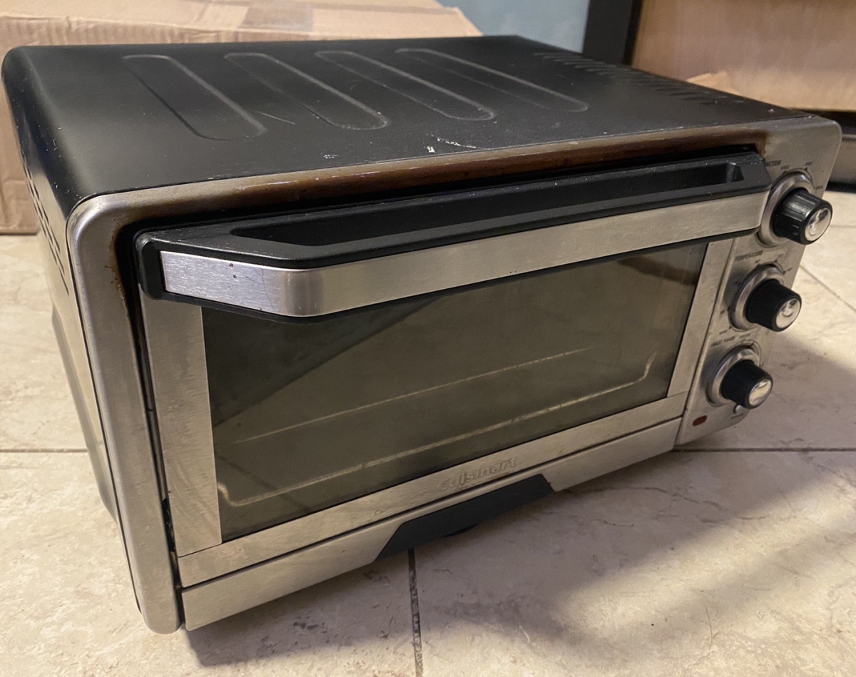 Picture of Cuisinart 153788 1800W Silver Toaster Oven Broiler
