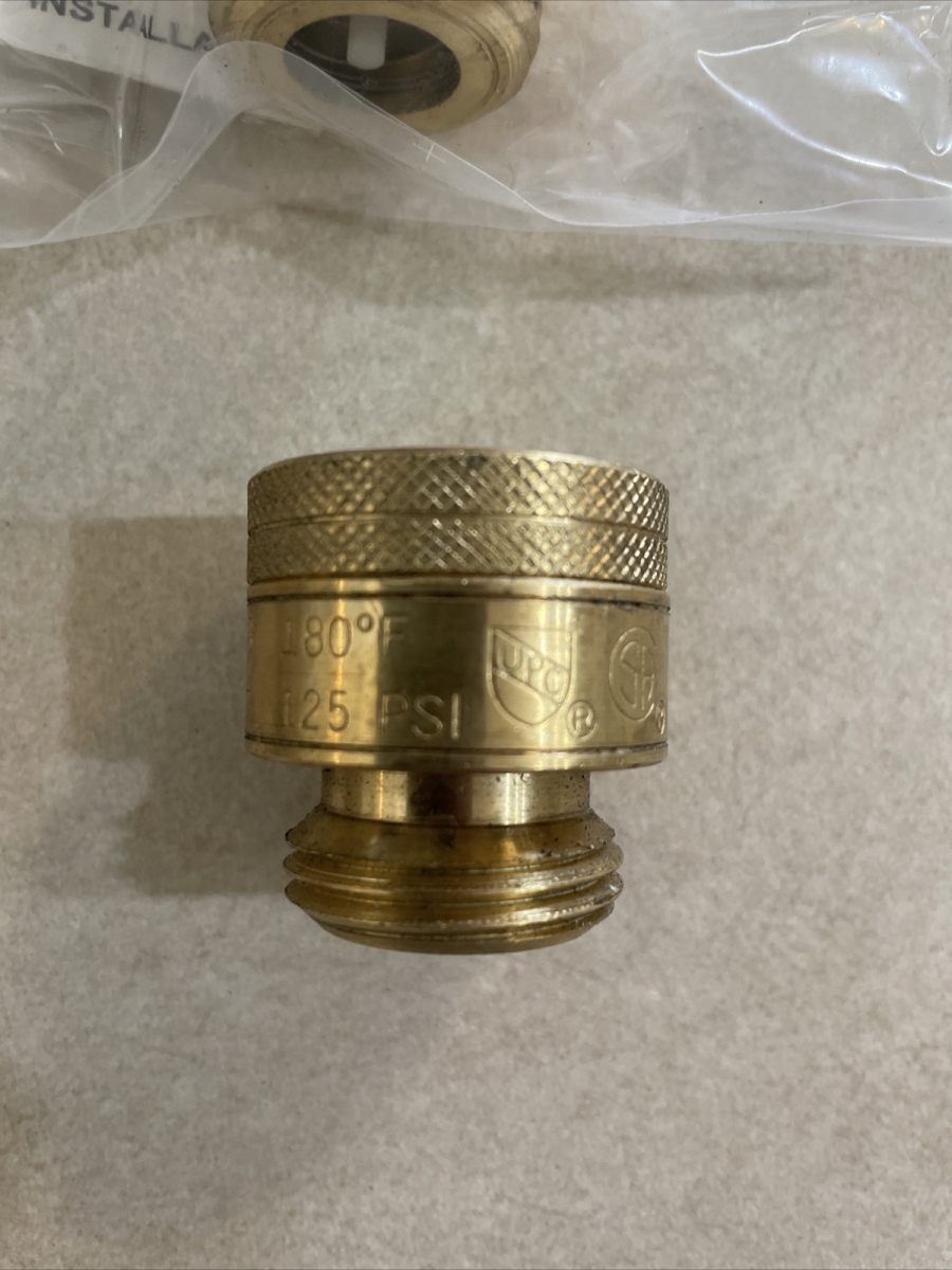 Vacuum Breaker,3/4 in.,FNPT x FNPT,Brass
