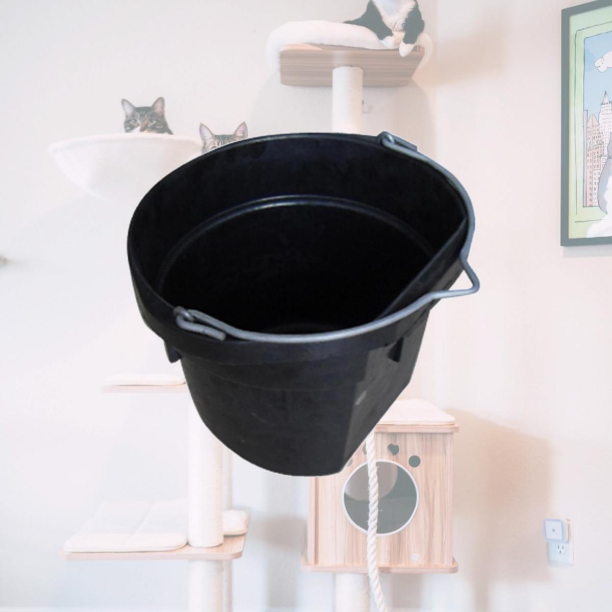 Picture of Master Rancher MR18QR-FSB-BLK 18 Quart Rubber Flat Bucket