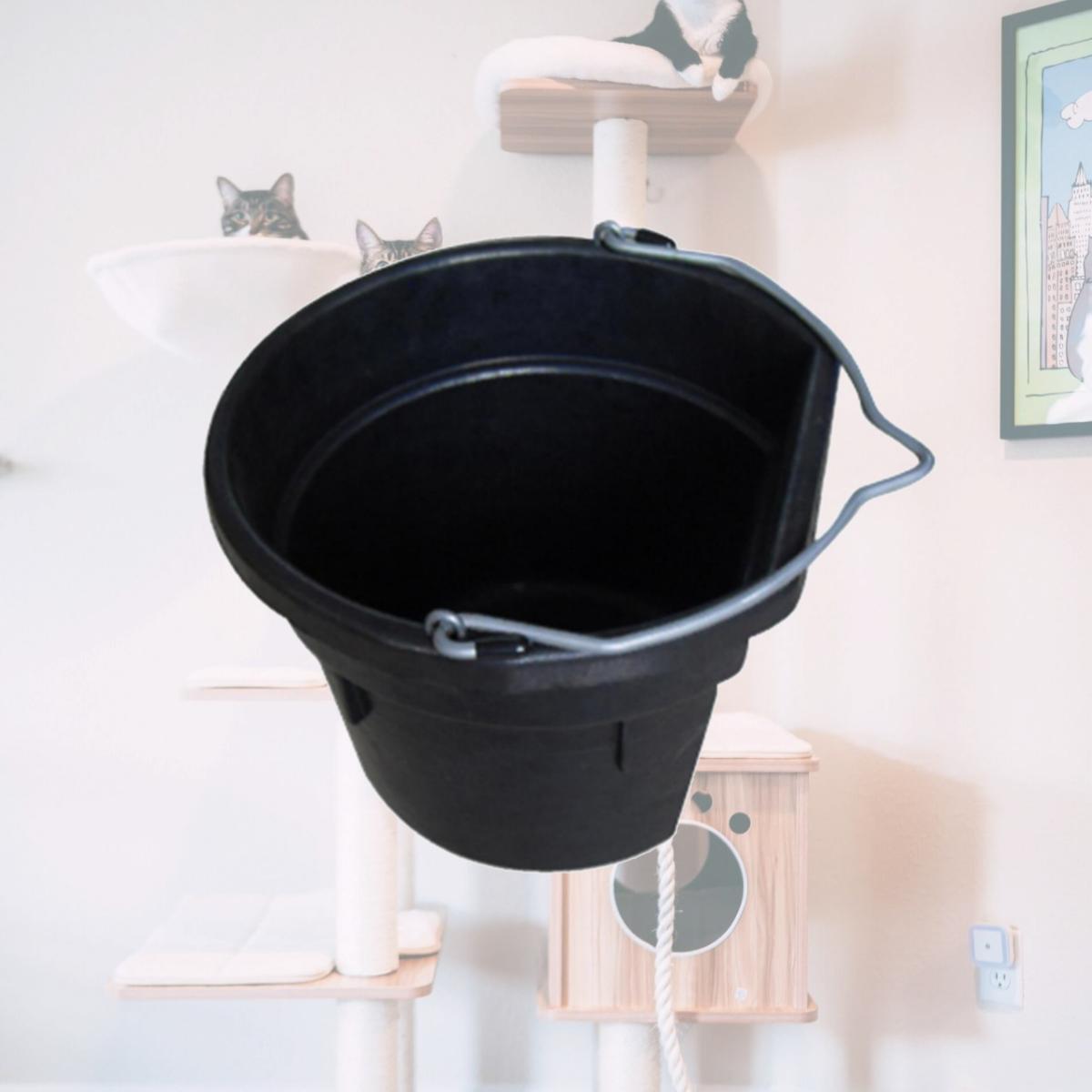 Picture of Master Rancher MR12QR-FSB-BLK 12 Quart Flat Rubber Buck