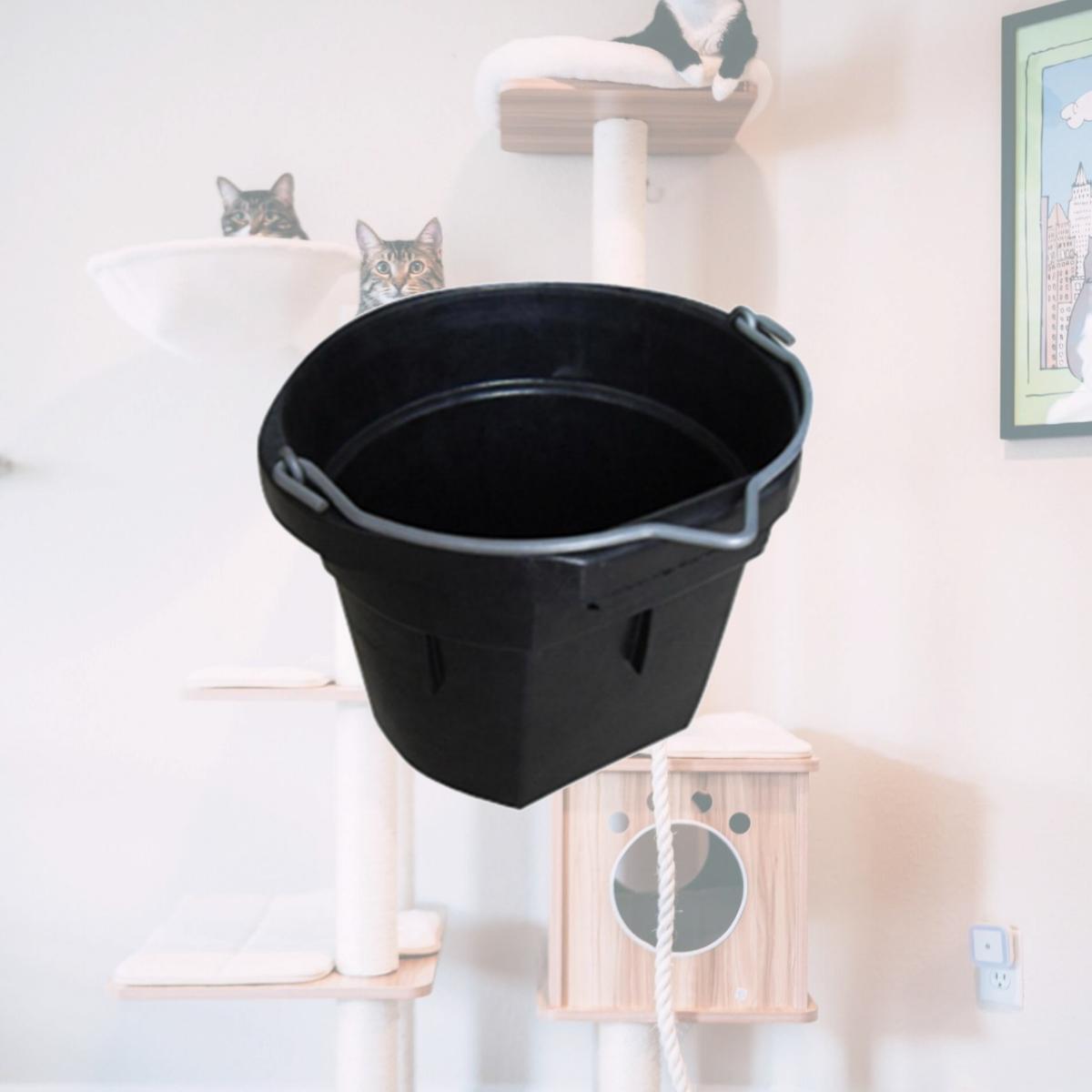 Picture of Master Rancher MR8QR-FSB-BLK 8 Quart Flat Bucket