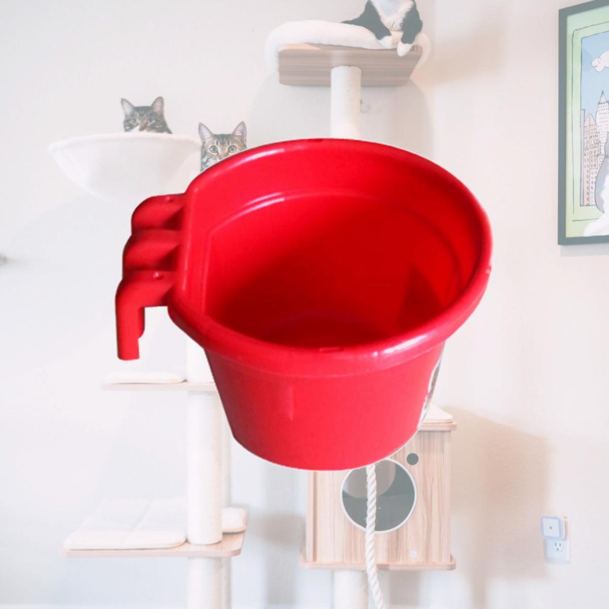 Picture of Master Rancher MR8QP-HFB-RED 8 Quart Red Feed Bucket
