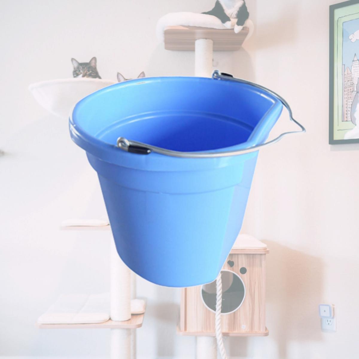 Picture of Master Rancher MR20QP-FSB-BRYB 20 Quart Blue Flat Bucket