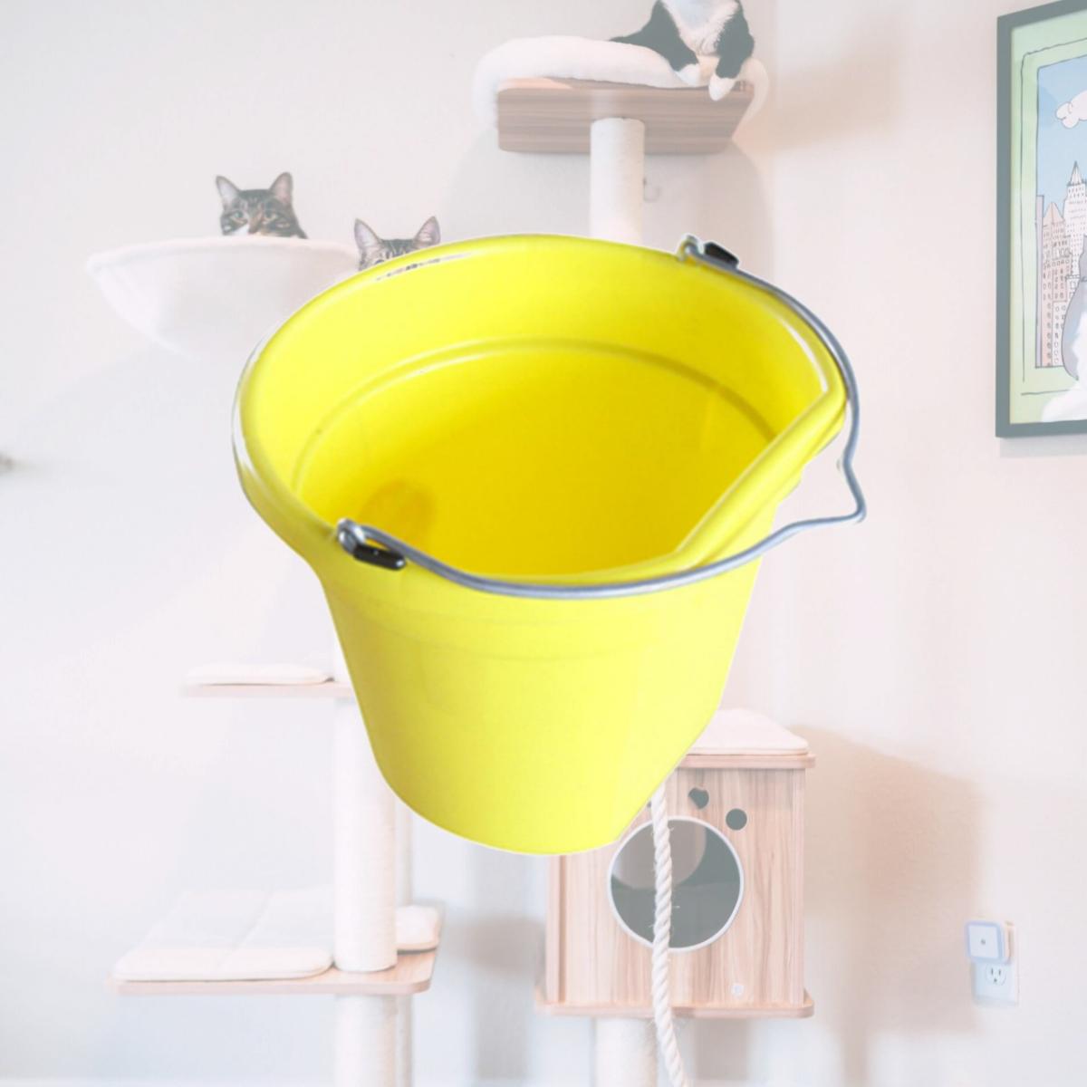 Picture of Master Rancher MR20QP-FSB-YEL 20 Quart Yellow Flat Bucket