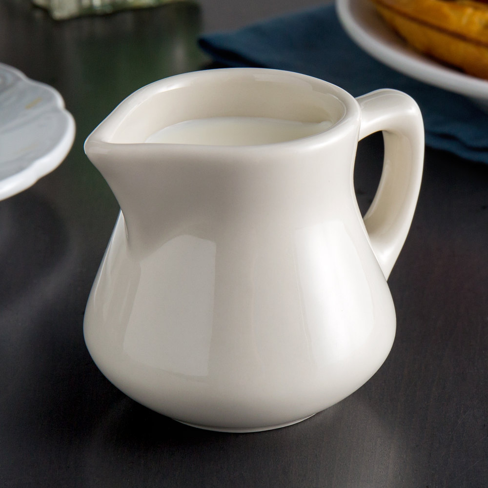 Picture of Tuxton BER-055 5 oz Eggshell Creamer with Handle&#44; Ivory