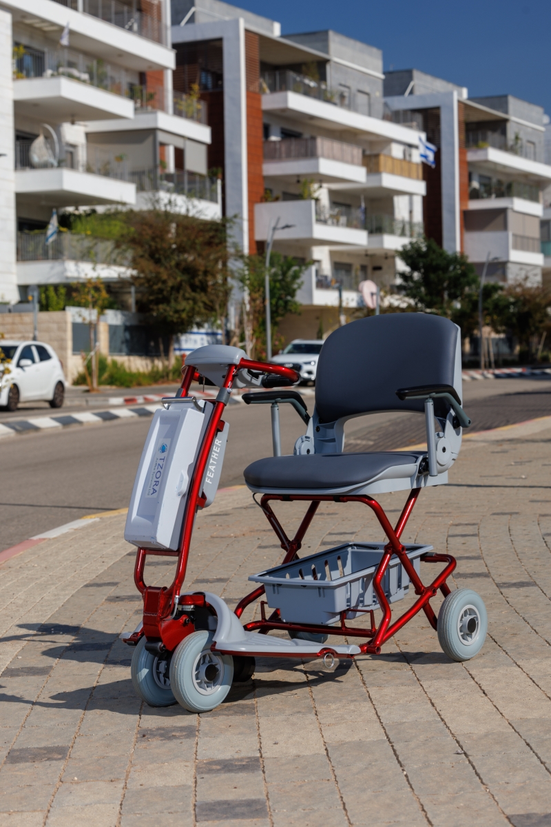 Picture of Feather ESUS1041 3 Wheel Folding Mobility Scooter&#44; Red