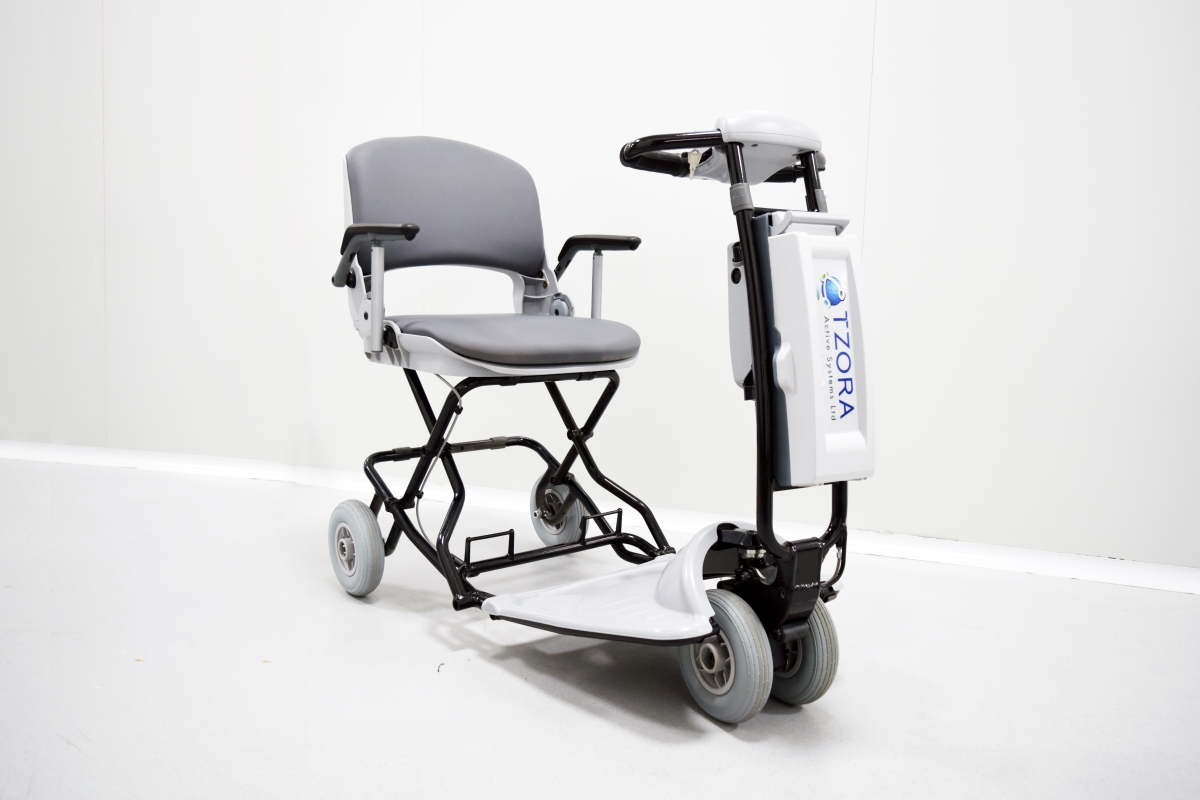 Picture of Feather ESUS1045 3 Wheel Folding Mobility Scooter&#44; Black