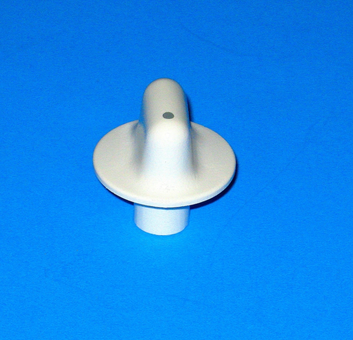 WP36701W 0.5 in. Plastic Knob Assembly; White