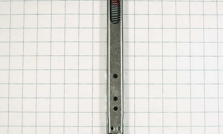 Picture of Frigidaire 316437702 Oven Door Hinge
