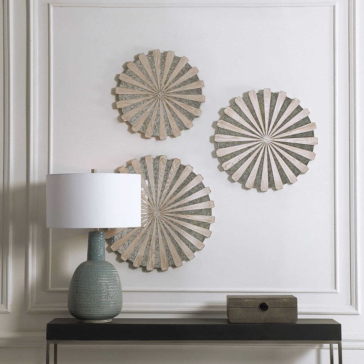 Picture of 212 Main 04276 28 x 28 x 7.5 in. Daisies Mirrored Circular Wall Decor  Set of 3