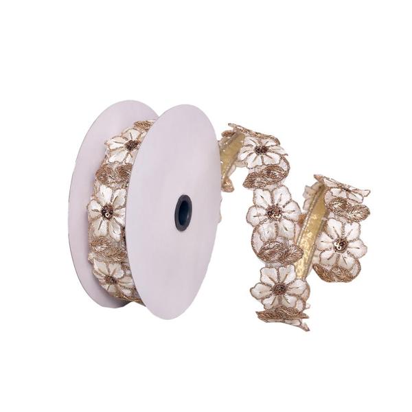Picture of Vickerman Q221739 1.5 in. x 5 Yard Cream & Champagne Flower Wired Edge Christmas Ribbon