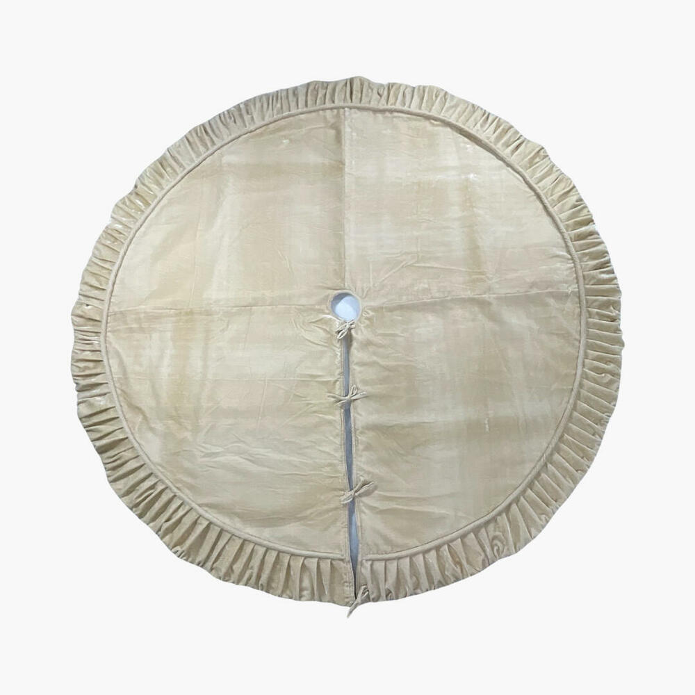 Picture of Vickerman QTX17833 84 in. Plush Champagne Velvet Tree Skirt