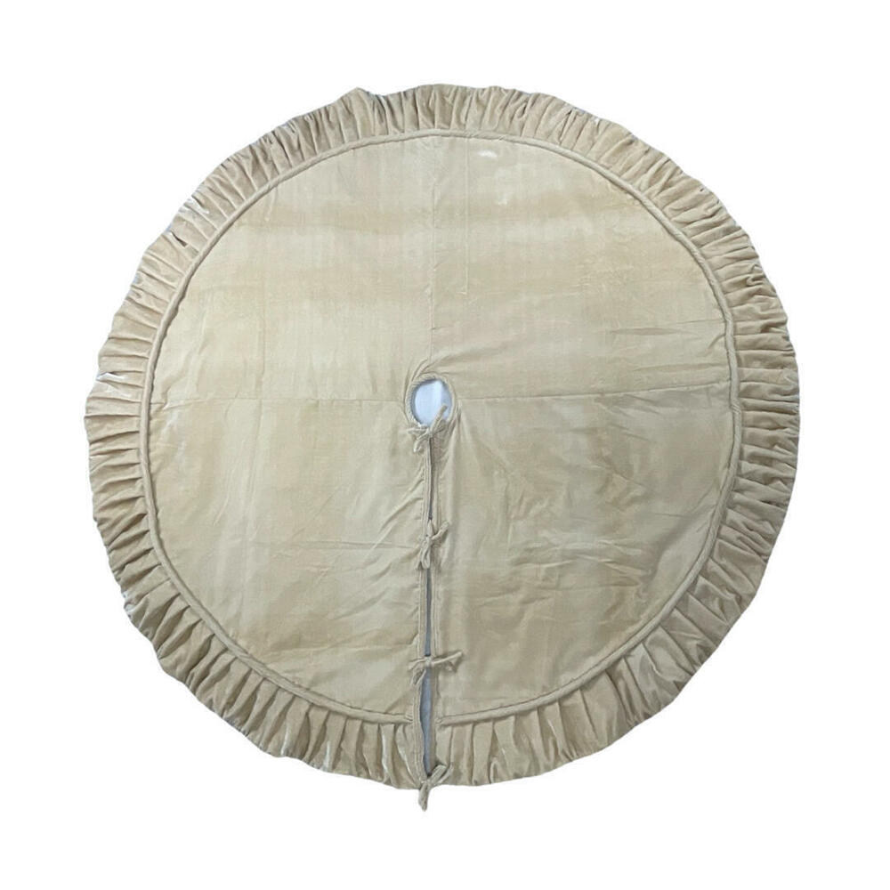 Picture of Vickerman QTX17832 72 in. Plush Champagne Velvet Tree Skirt