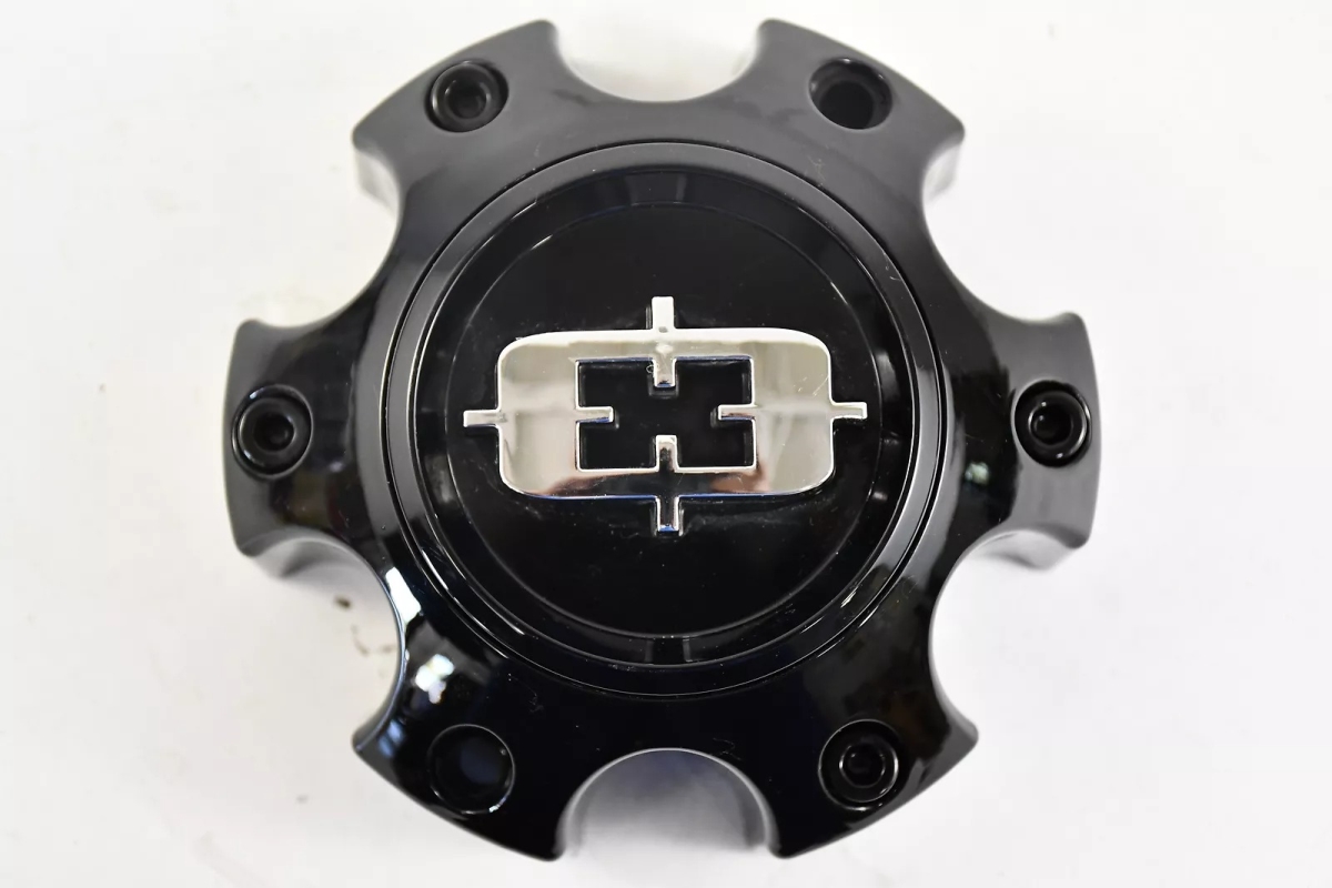 C415GB-6V 6 Lug Bolton Cap - Gloss Black