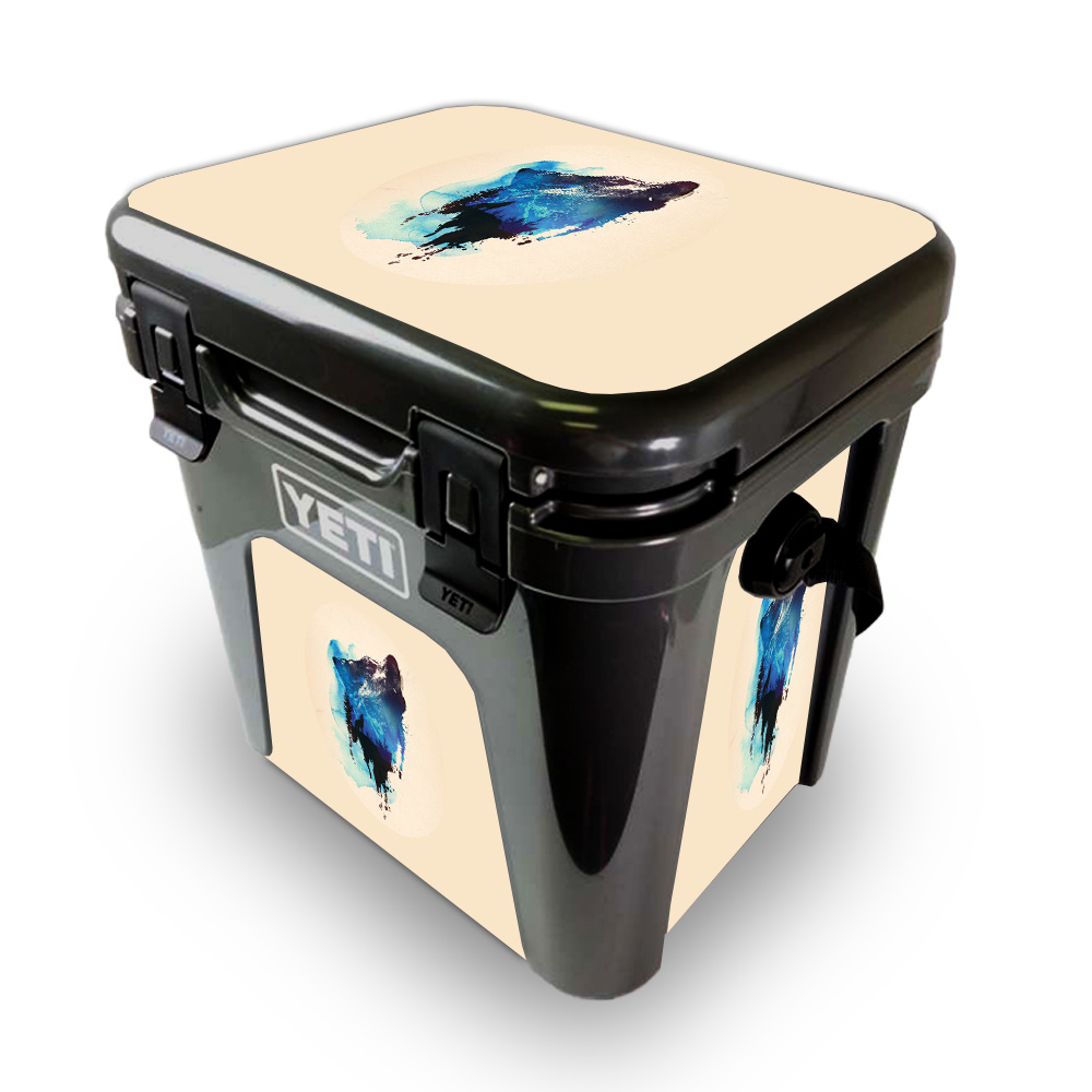 Picture of MightySkins YEROAD24-Lone Wolf Skin for Yeti Roadie 24 Hard Cooler - Lone Wolf